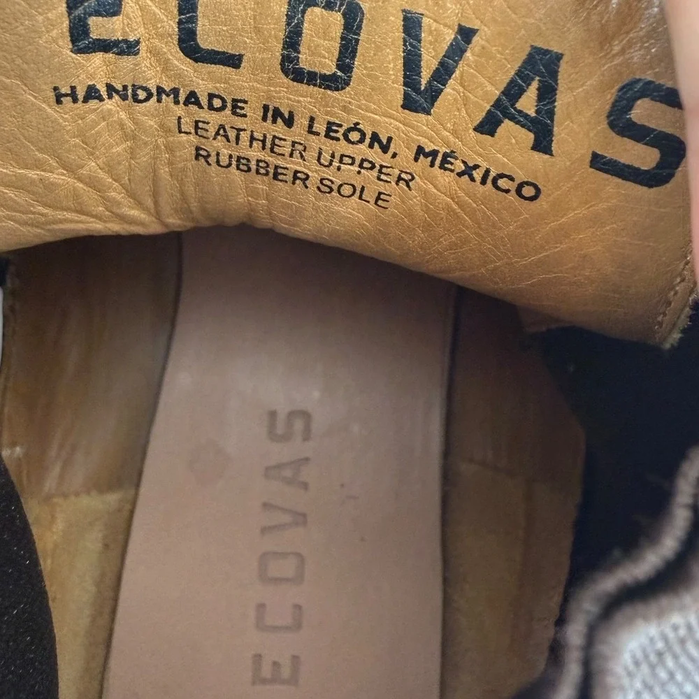 Tecovas The Luke Brown Leather Chelsea Boots Mens 9.5 EE Wide Vibram Wedge